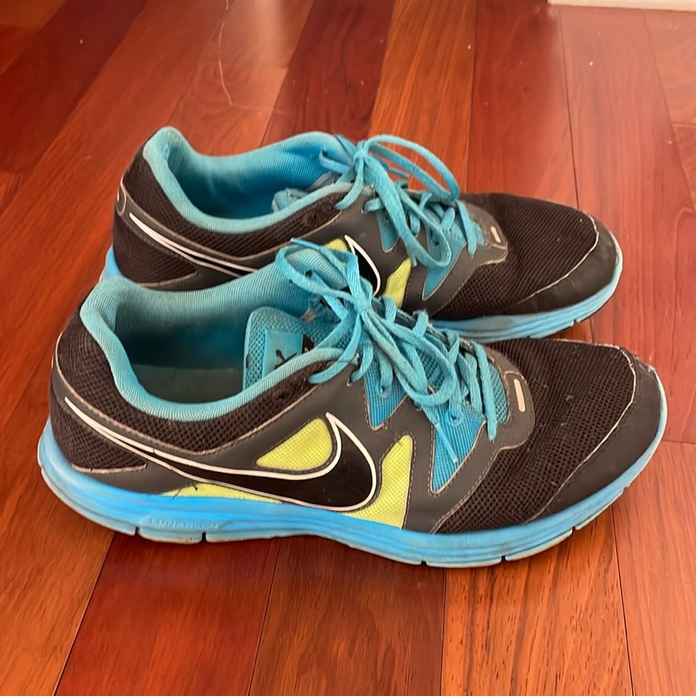 Nike Sneakers Size 12